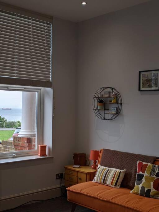 Appartement Waves@Walpole - 2 Bed Flat With Amazing Sea Views à Margate Extérieur photo